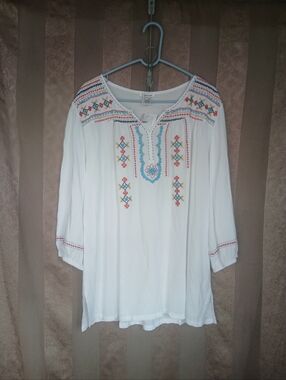 💎 Krista Lee Cypress Embroidery Peasant Blouse NWT